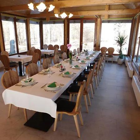 Hotel Hodoseri Vadaszhaz *