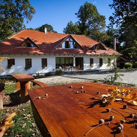 Hotel Hodoseri Vadaszhaz