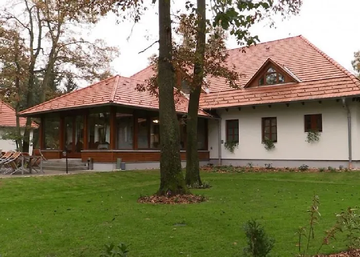 Hotel Hodoseri Vadaszhaz Bakonyszentlaszlo