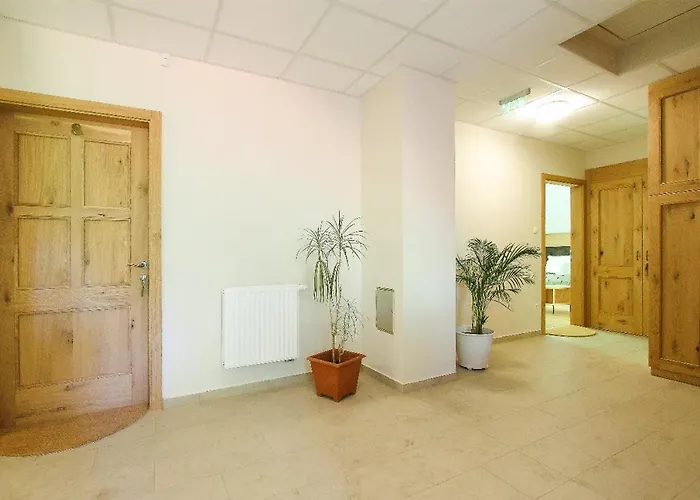 Hotel Hodoseri Vadaszhaz *